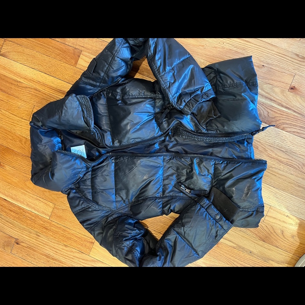 Black puffer